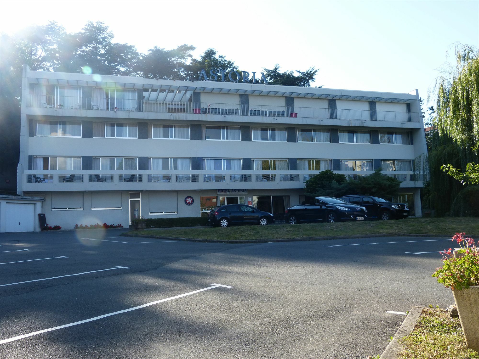 Hotel Astoria Saint-Etienne  Exterior photo